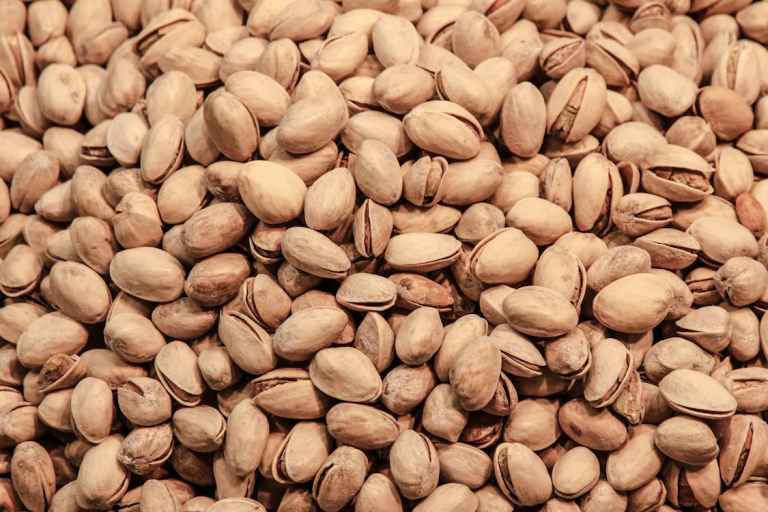pistachio-nuts-pistachios-crisps-52521