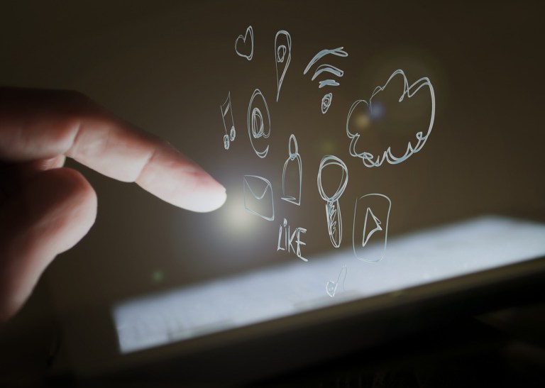 The Role of Social Media and Influencers in Product Promotion in Türkiye
